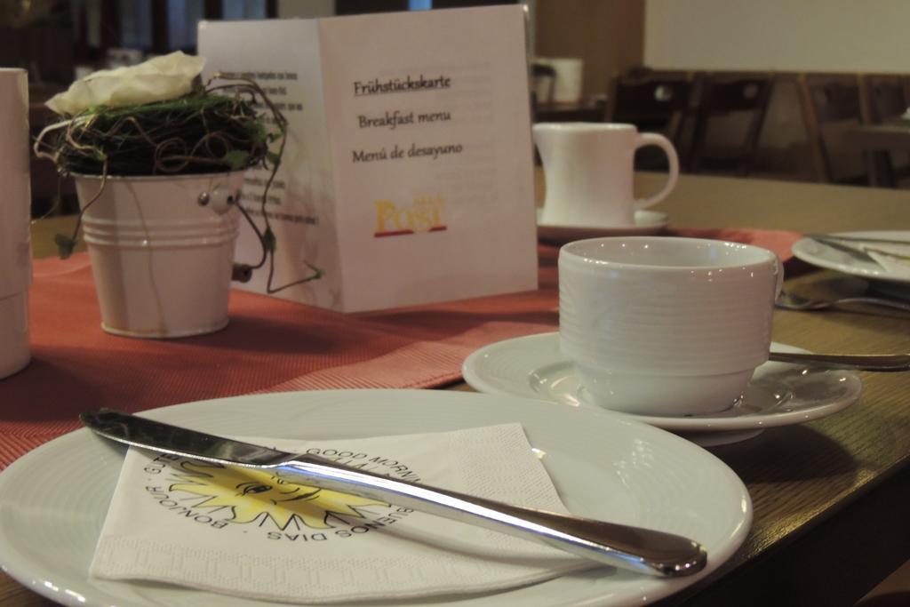Leutershausen  Hotel-Gasthof Neue Post מראה חיצוני תמונה